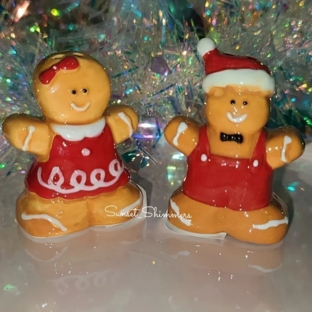 Cracker Barrel GINGERBREAD Boy & Girl Couple Cristmas Salt Pepper Shaker New